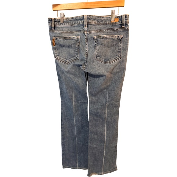 PAIGE Laurel Canyon Women's Straight Leg Jeans in Classic Denim - Picture 2 of 6